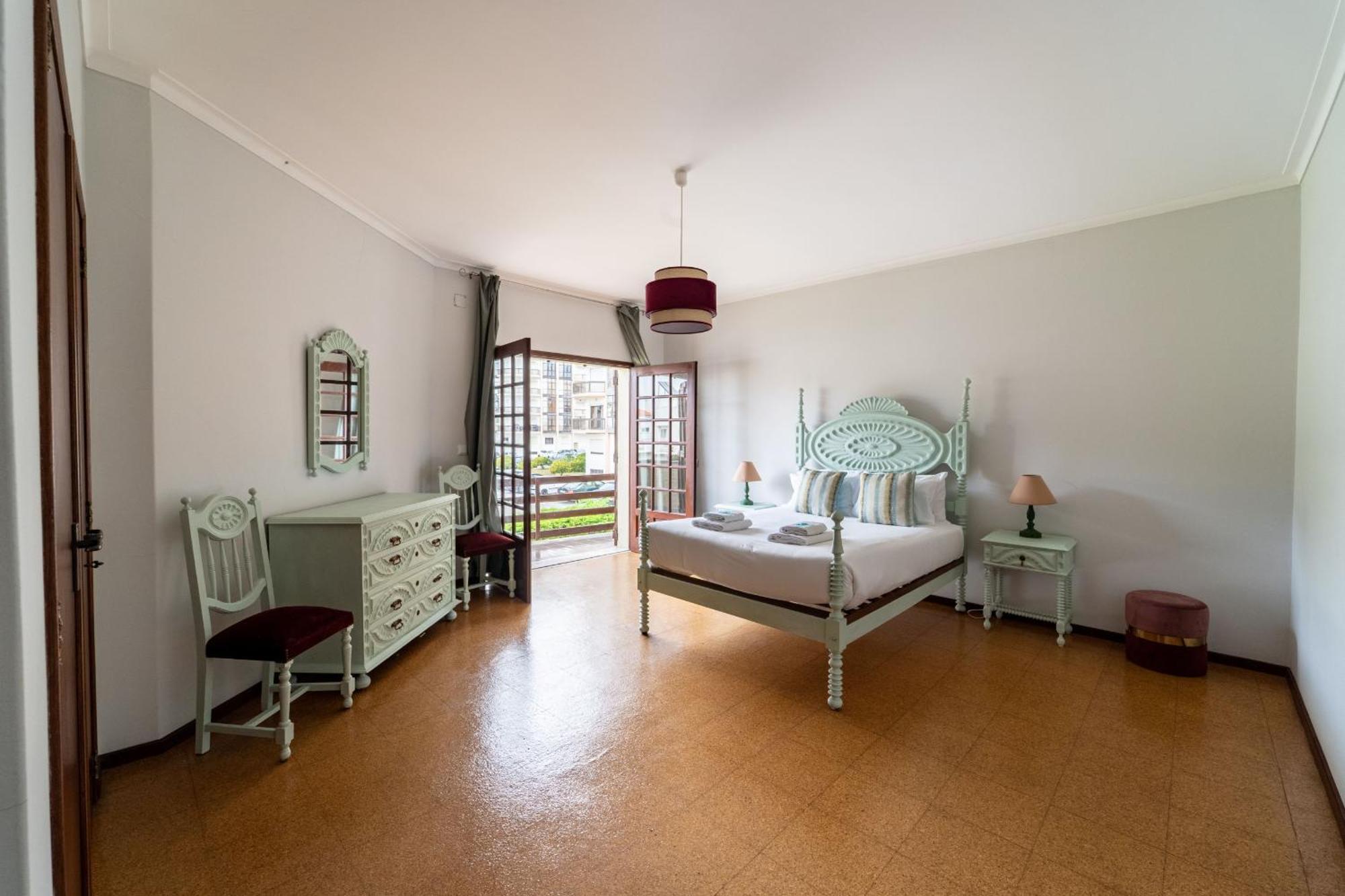 Amorosa Villa, 500M From The Beach By House And People Exterior photo