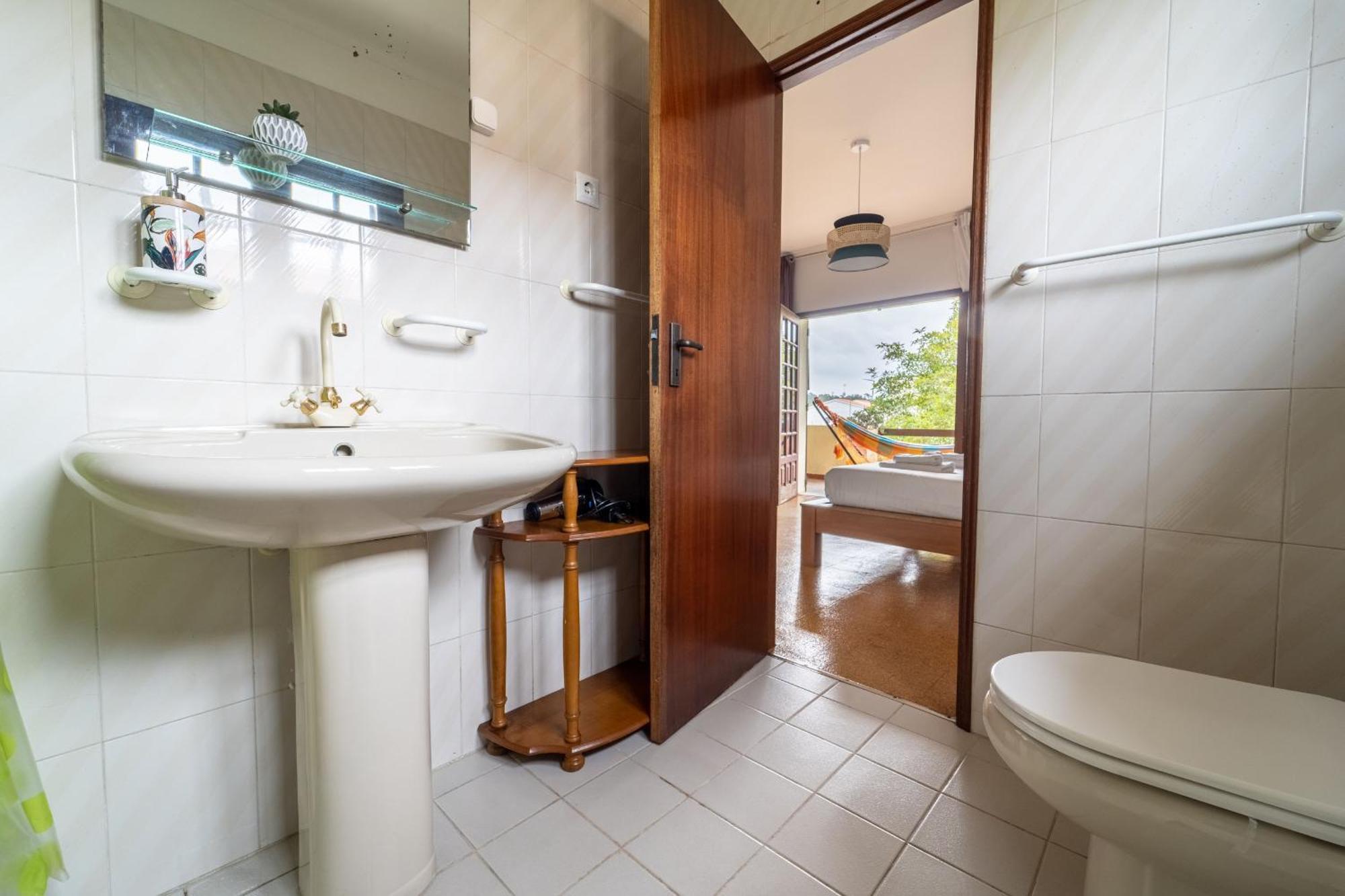 Amorosa Villa, 500M From The Beach By House And People Exterior photo